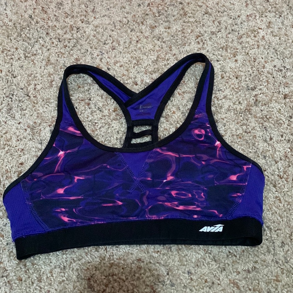 Avía sports bra
